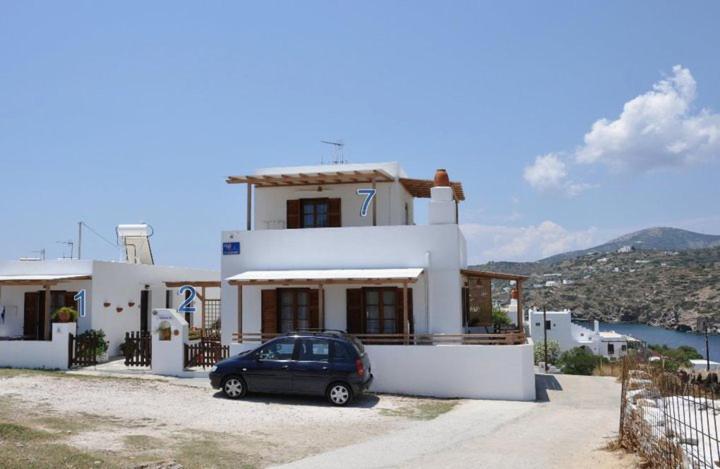 Margarita And Chara Hotel Faros  Exterior photo